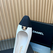 CHANEL 25S BALLET FLATS LOGO IN WHITE CALFSKIN AND BLACK CANVAS GOLD HARDWARE