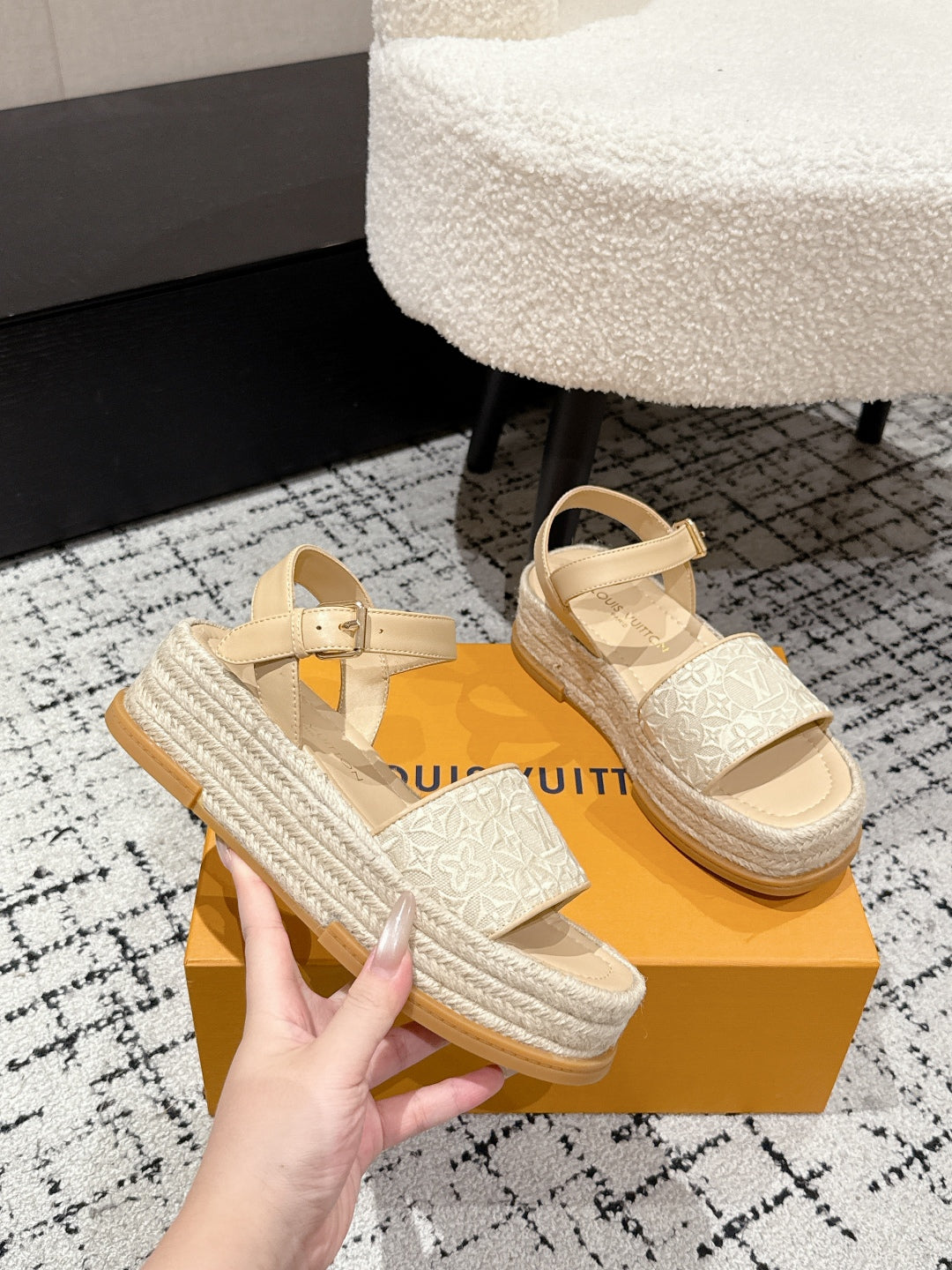 LV PLATFORM ESPADRILLE SANDALS 25S IN BEIGE FABRIC