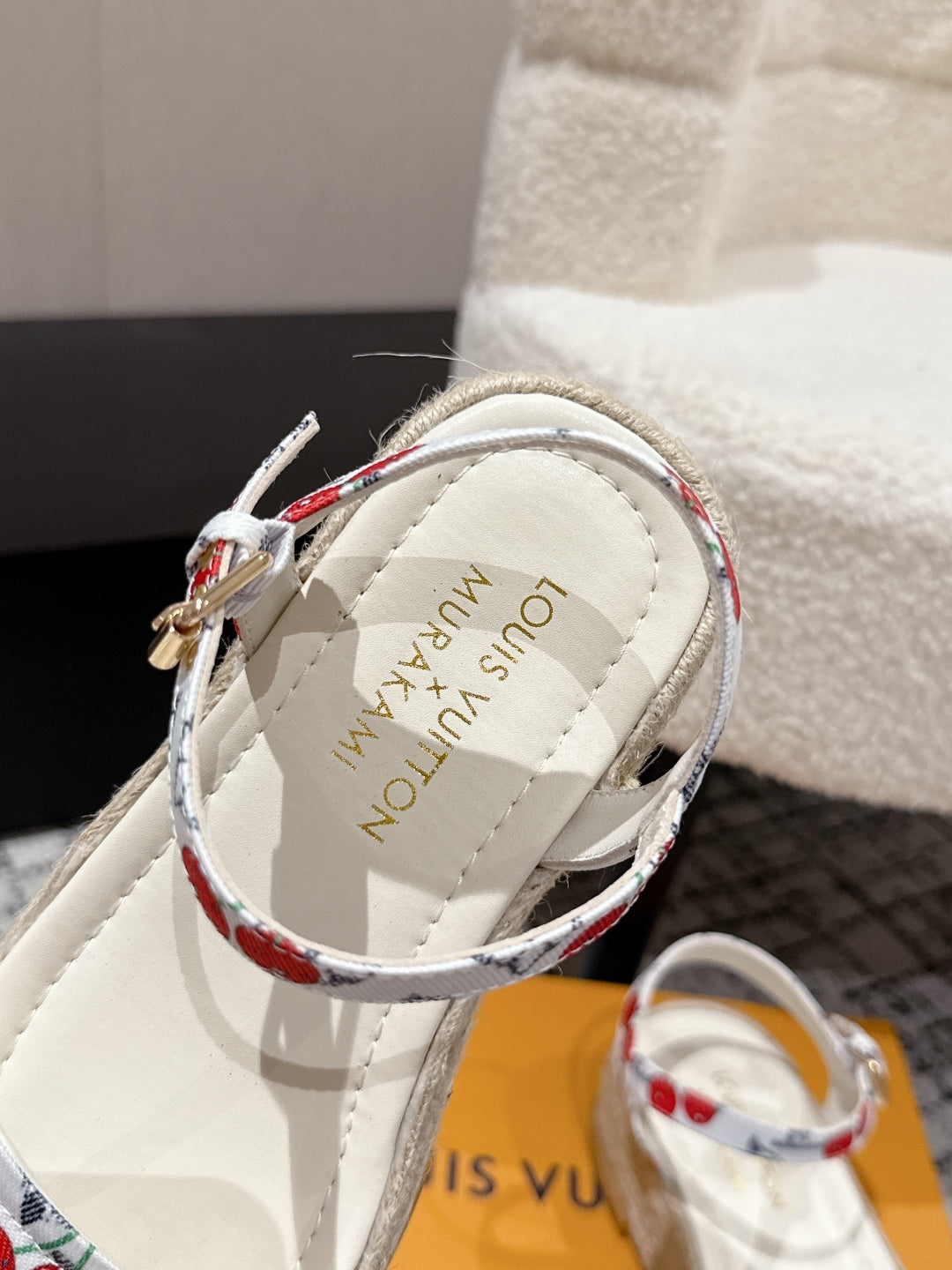 LV PLATFORM ESPADRILLE SANDALS 25S IN WHITE DENIM
