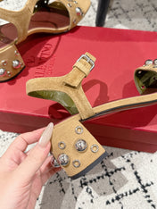 VLTN STUDDED BLOCK HEEL SANDALS 25S 60 MM IN LIGHT BROWN SUEDE