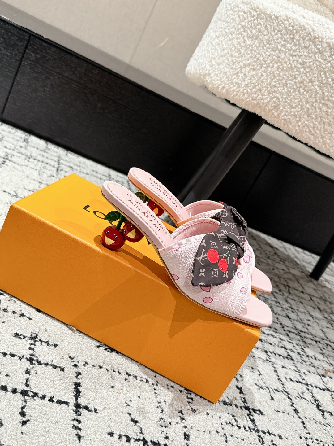 LV CHERRY HIGH HEELS 25S IN PINK CALFSKIN WITH BOW STYLE 17