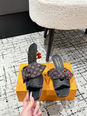 LV CHERRY HIGH HEELS 25S IN BLACK RAFFIA WITH BOW STYLE 14