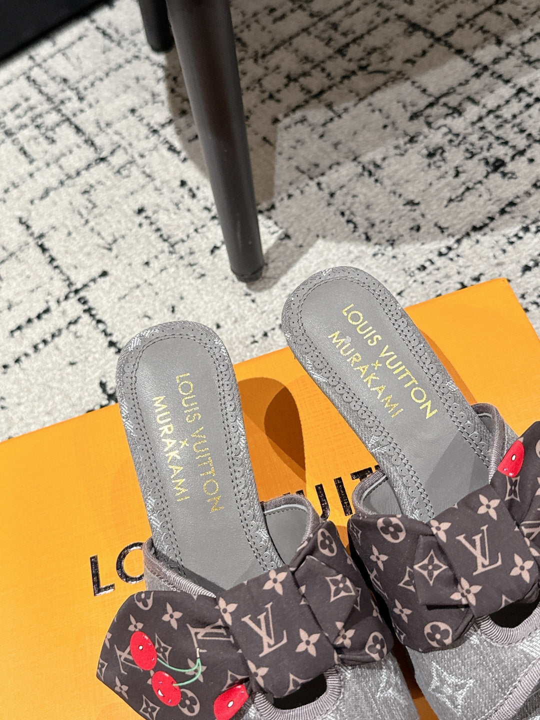 LV CHERRY HIGH HEELS 25S IN DARK GREY DENIM WITH BOW STYLE 7