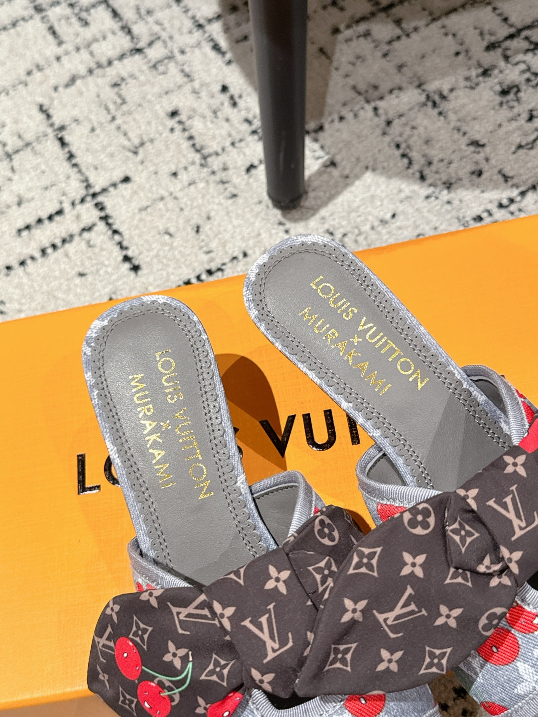LV CHERRY HIGH HEELS 25S IN GREY DENIM WITH BOW STYLE 1