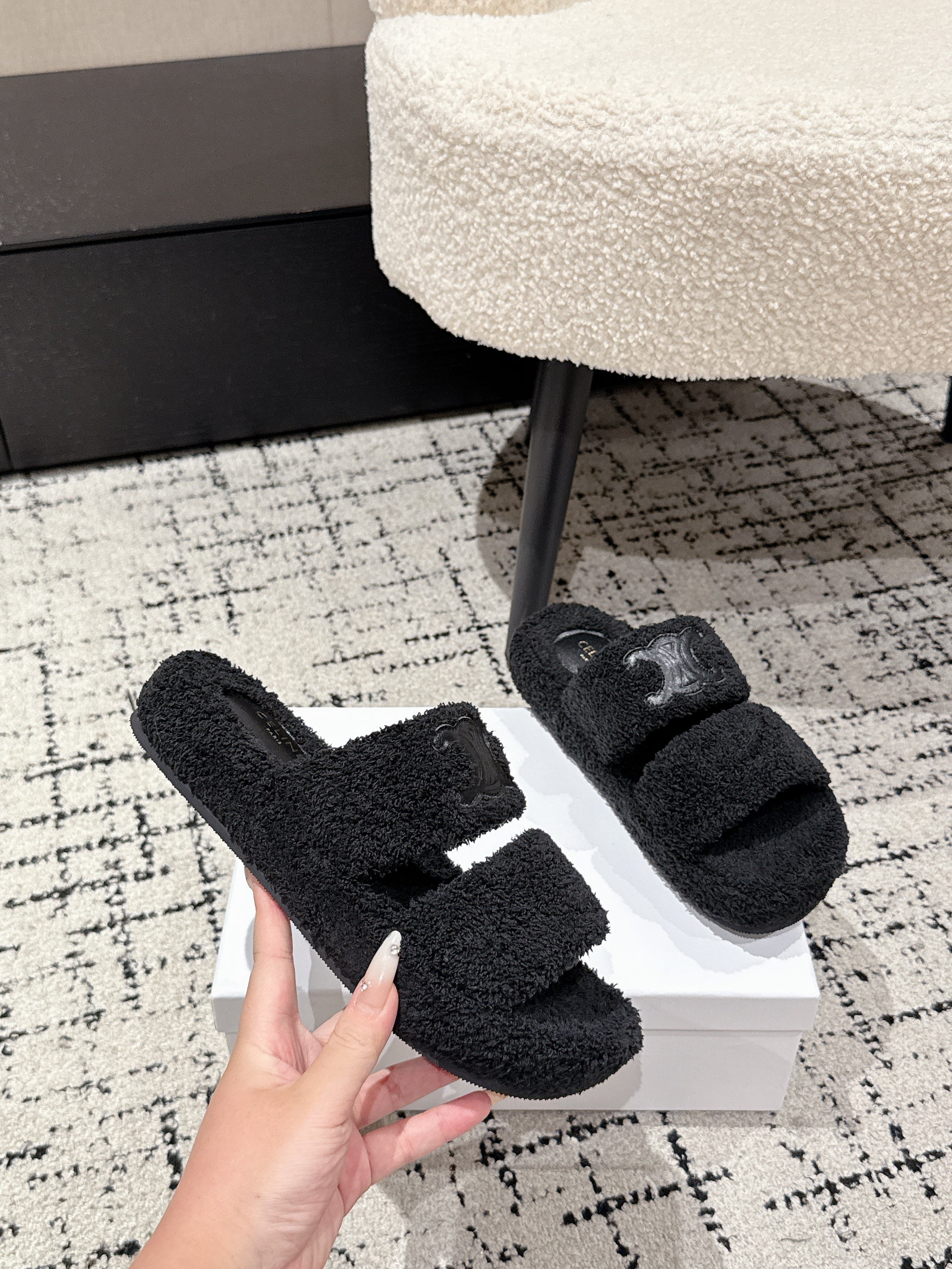 CELINE 25S SLIDES TRIOMPHE IN BLACK SPONGE FABRIC