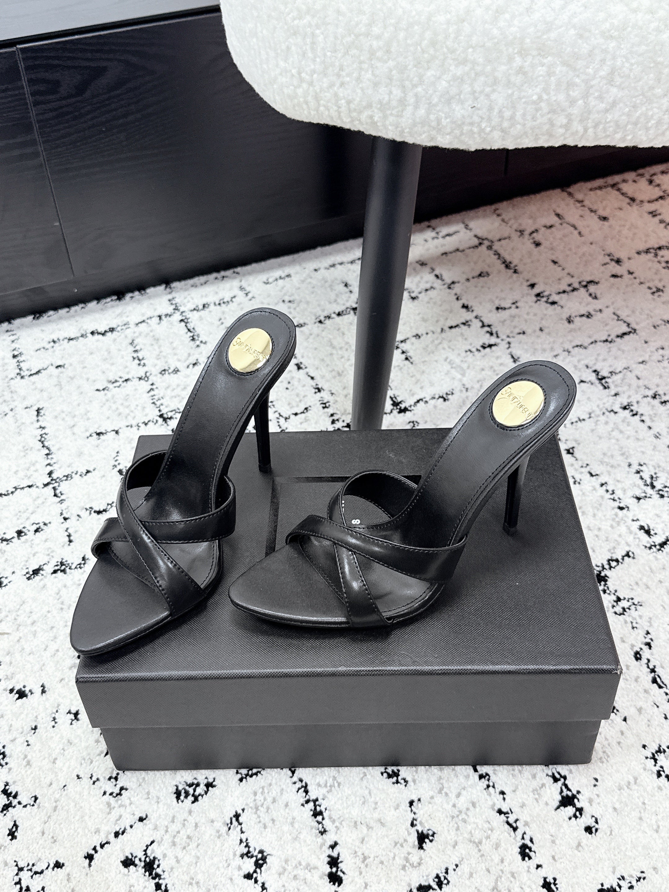 YSL 26S HEELED SANDALS 95 MM IN BLACK CALFSKIN WITH CROSS STRAP