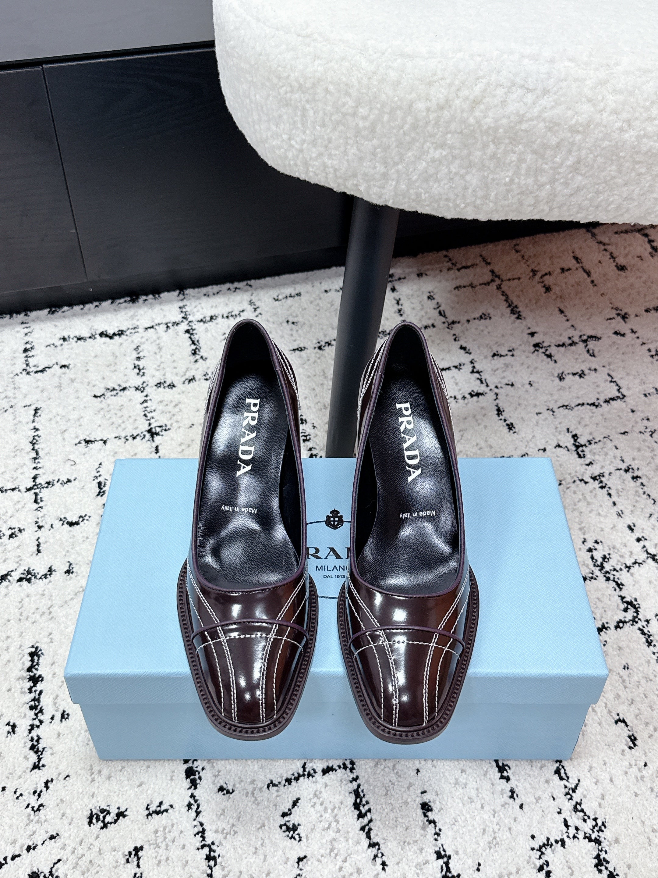 PRADA 26S BOWLING-STYLE HIGH HEELS 70MM IN DARK BROWN GLOSSY CALFSKIN