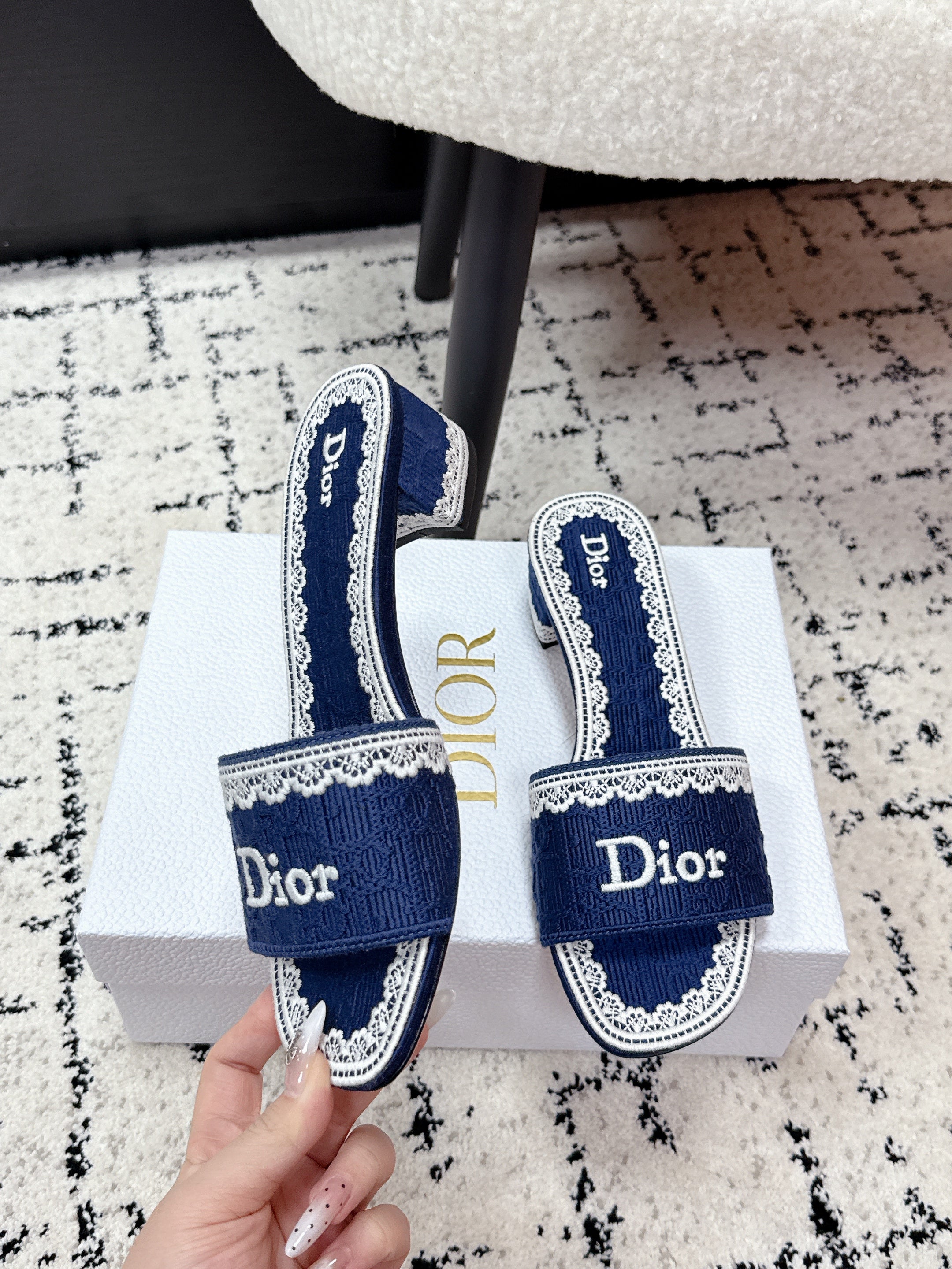 DIOR 26S HIGH HEEL SLIDES IN NAVY BLUE EMBOSSED OBLIQUE LACE EMBROIDERY