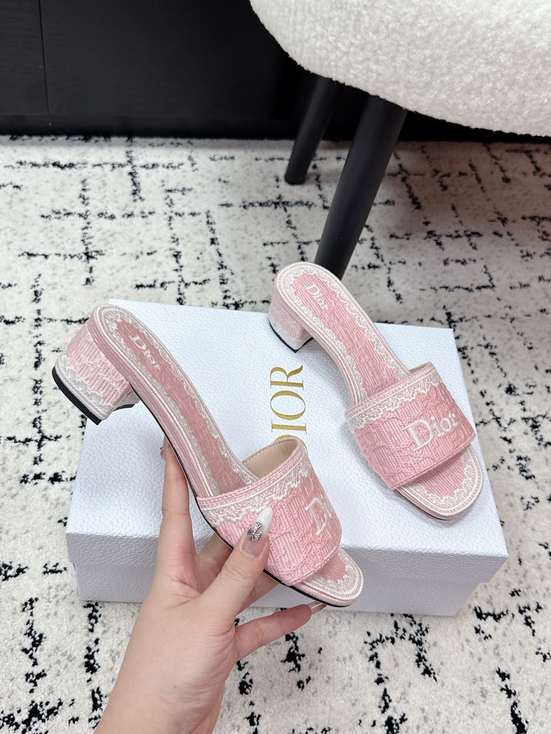 DIOR 26S HIGH HEEL SLIDES IN LIGHT PINK EMBOSSED OBLIQUE LACE EMBROIDERY