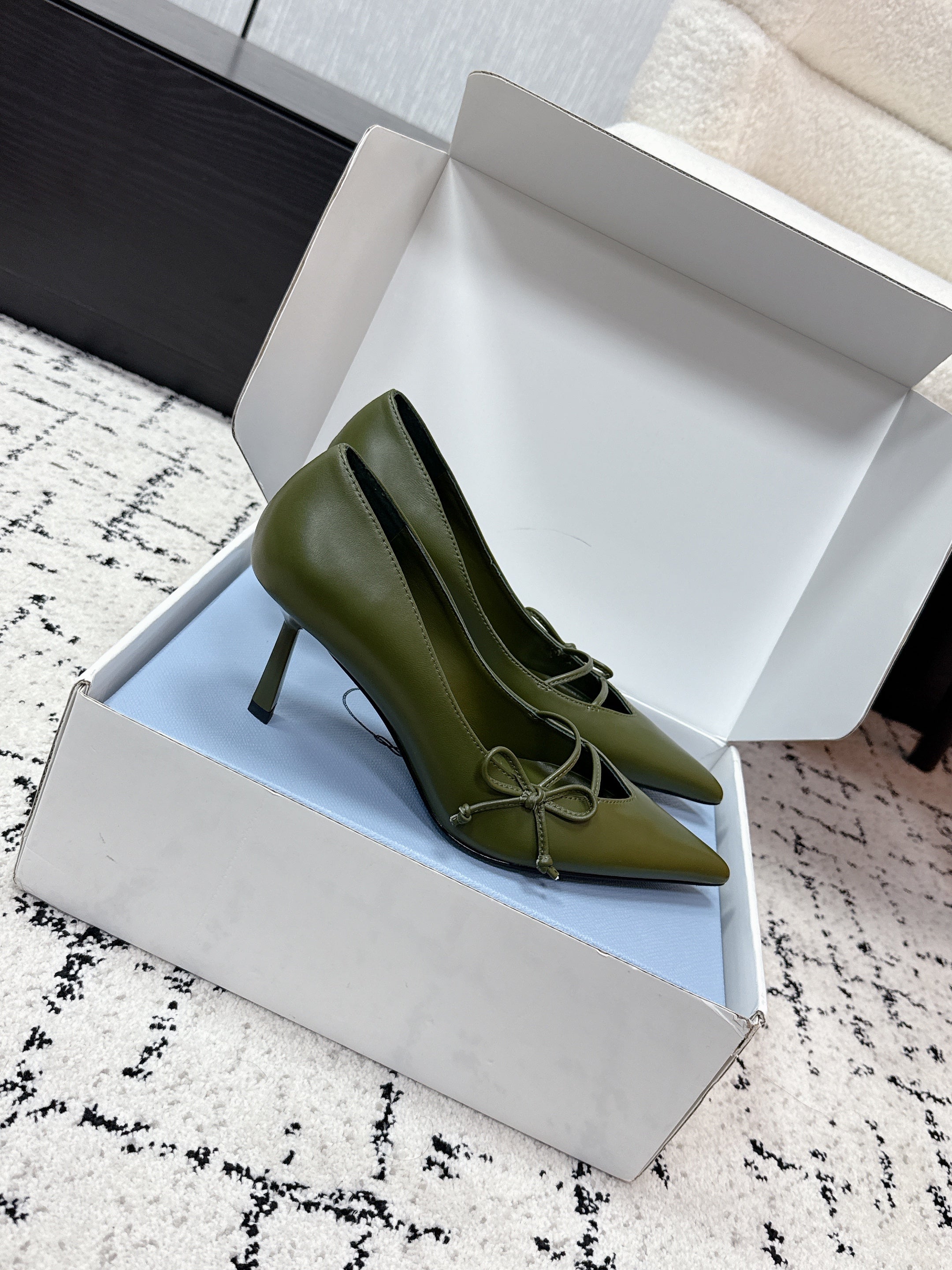 PRADA 26S POINTED-TOE HIGH HEELS 75MM IN DARK OLIVE GREEN CALFSKIN