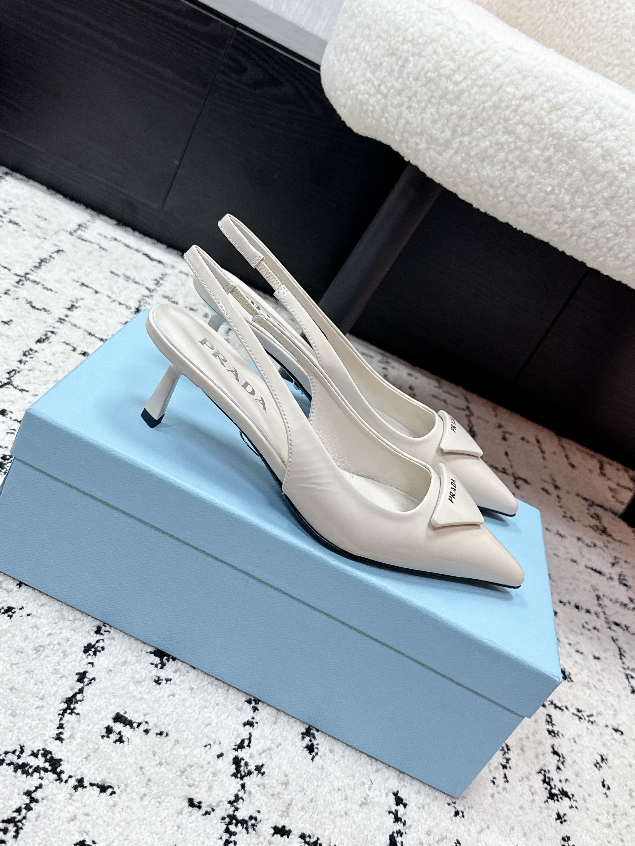 PRADA 26S SLINGBACK PUMPS 60MM IN CREAM WHITE PATENT CALFSKIN