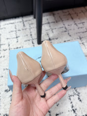 PRADA 26S POINTED-TOE HIGH HEELS 60MM IN BEIGE PATENT CALFSKIN WITH LOGO