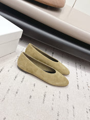 THE ROW 26S BALLET FLATS IN OLIVE BROWN SUEDE