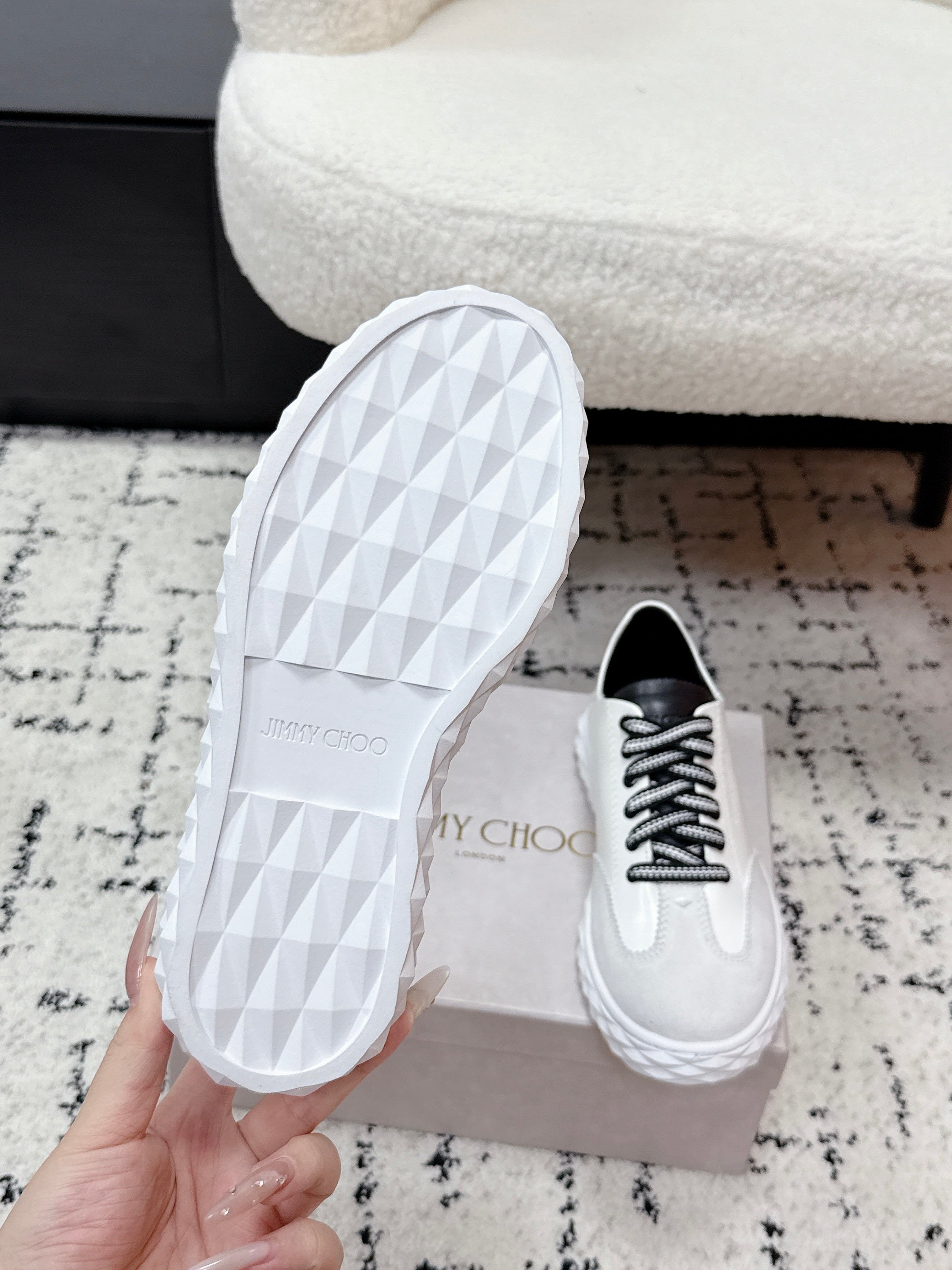 JIMMY CHOO 26S SNEAKERS IN WHITE SUEDE WITH BLACK LACES