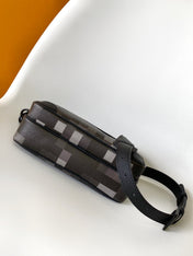 LV 25S NIL MESSENGER BAG 25 IN DAMOFLAGE BLACK CALFSKIN