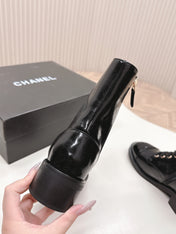 CHANEL ANKLE BOOTS 25S IN BLACK SHINY LAMBSKIN WITH ZIPPER