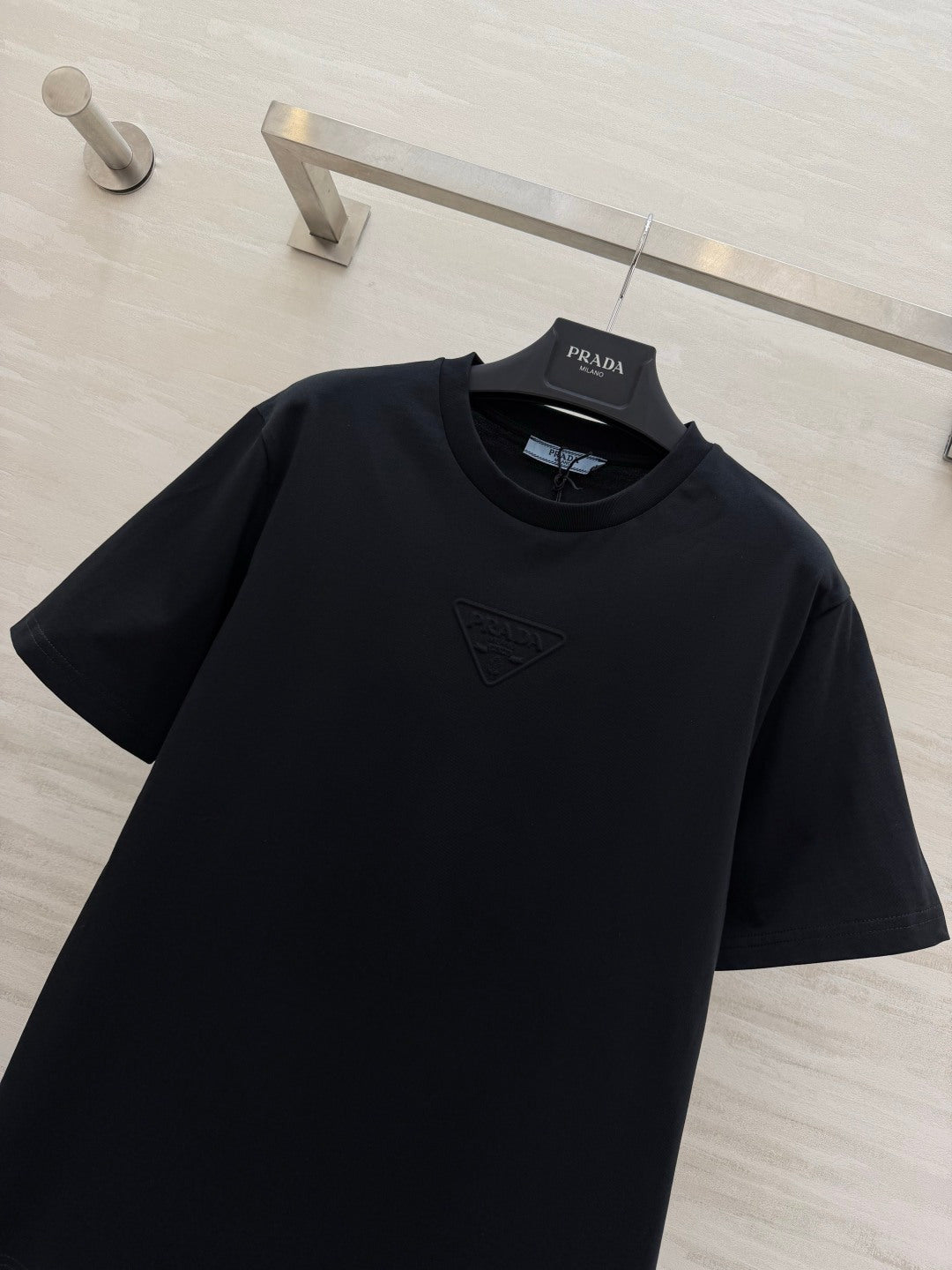 PRADA 26S T-SHIRT STYLE 884