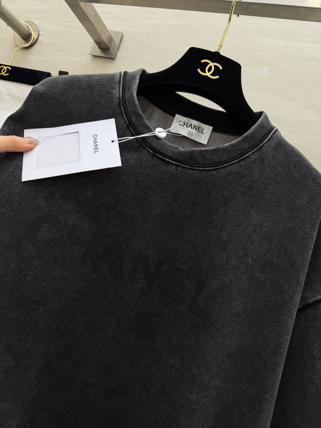CHANEL 26S SHORT SLEEVE T-SHIRT STYLE 1250