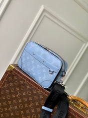 ALPHA MESSENGER 24 IN BLUE MONOGRAM COATED CANVAS AND CALFSKIN