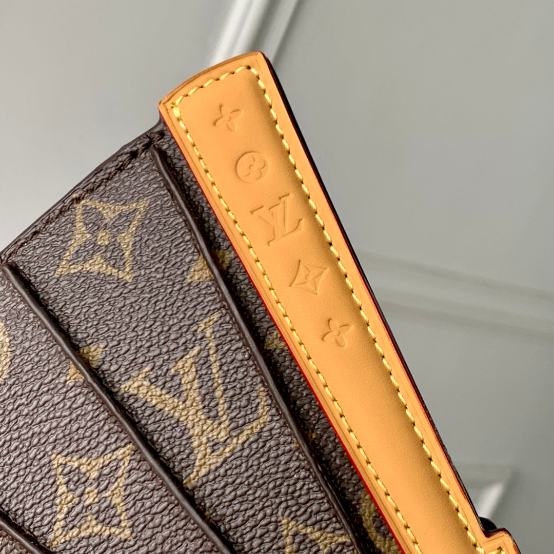 LV FAN 37 IN BROWN MONOGRAM COATED CANVAS AND CALFSKIN