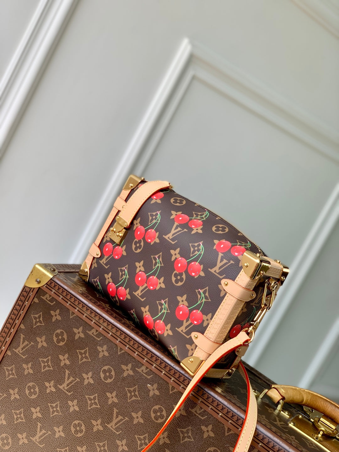 SIDE TRUNK MM LV x TM IN BROWN MONOGRAM CANVAS CHERRY PRINTED