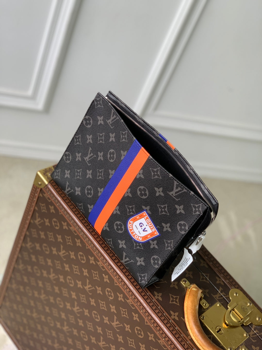 RIO TOILET POUCH 25 IN BLACK CANVAS MONOGRAM SILVER LOCK