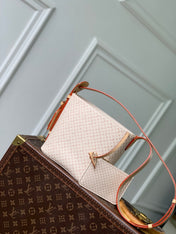 ROMANCE ALL IN BB 25S 18 IN DUNE MONOGRAM DAMIER CALFSKIN