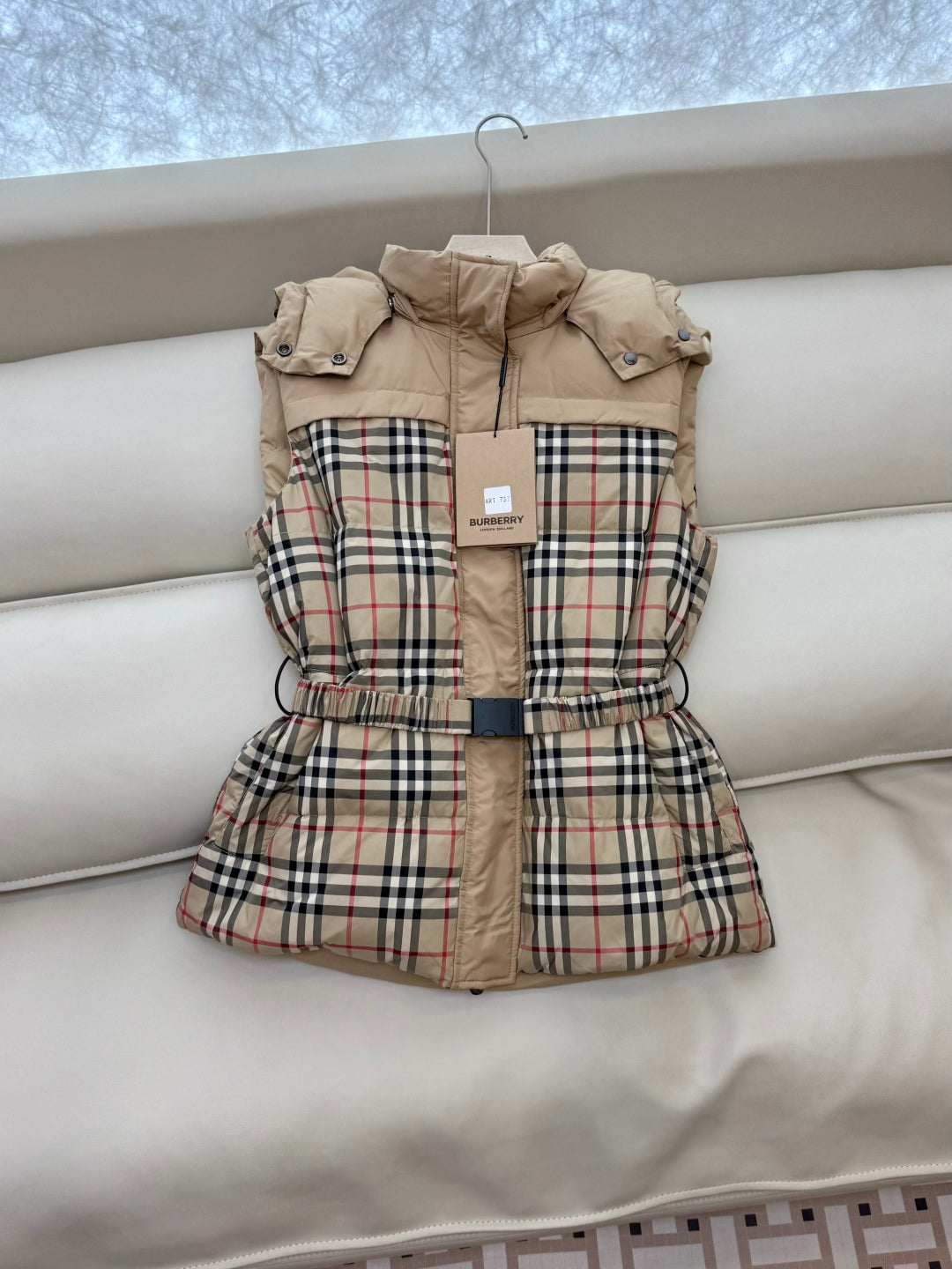 BURBERRY 25S PUFFER VEST 151