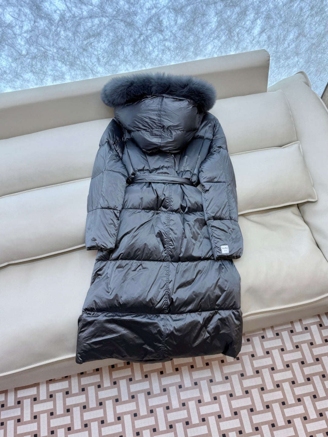 MAX MARA 25S LONG DOWN COAT 209