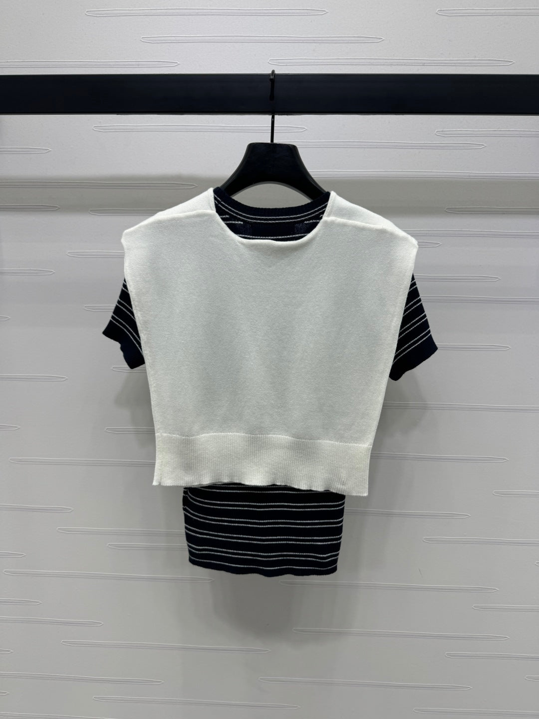 MIU 25S SHORT SLEEVE STRIPED KNITTED CAPE 264138