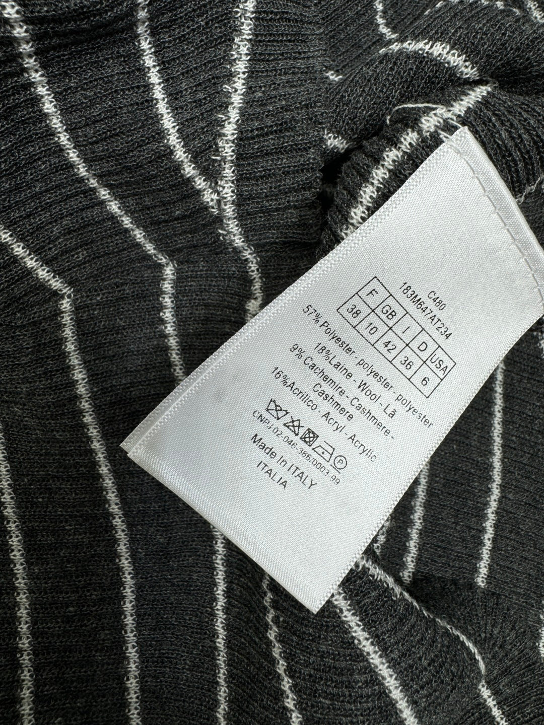 DIOR 25S SHORT SLEEVE STRIPED V-NECK SWEATER 264077