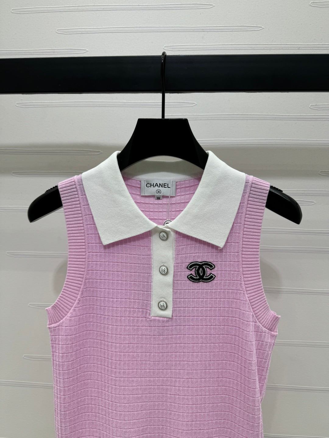CHANEL 25S DOUBLE C LOGO KNIT COLLAR VEST 264071