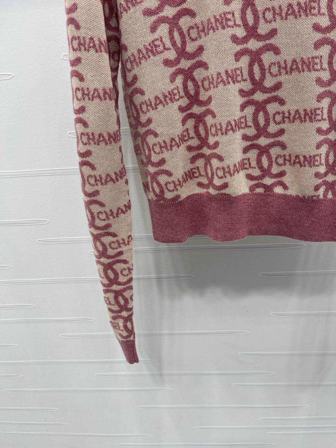 CHANEL 25S SWEATER STYLE 184