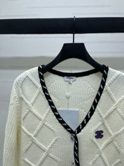 CHANEL 25S CARDIGAN STYLE 198