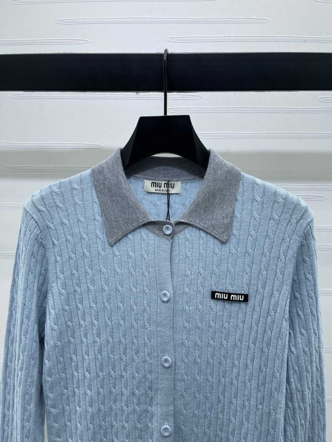 MIUMIU CARDIGAN STYLE 465