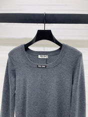 MIUMIU KNITTED SWEATER STYLE 461