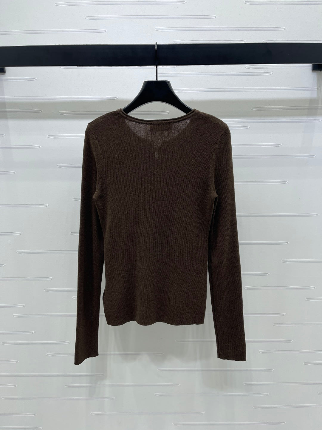 MIUMIU KNITTED LONG SLEEVE TOP STYLE 483
