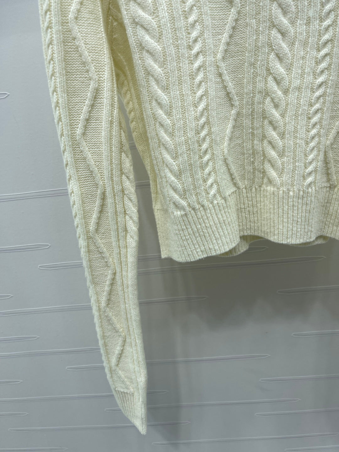PRADA 25S KNIT SWEATER 220