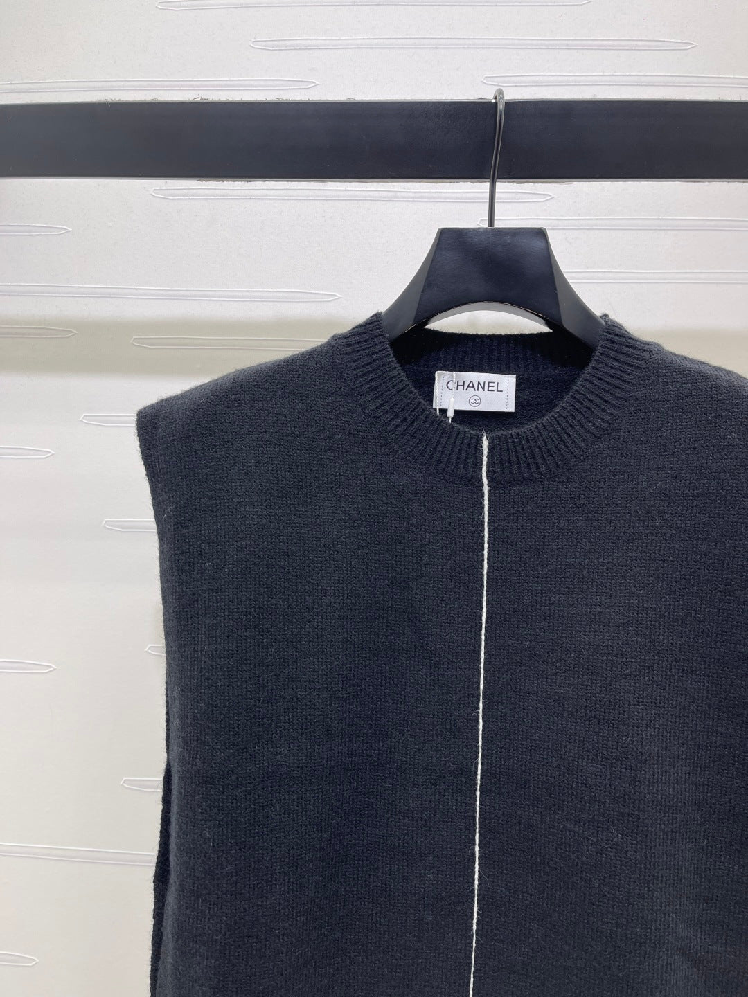 CHANEL 26S CONTRAST KNIT VEST 1324