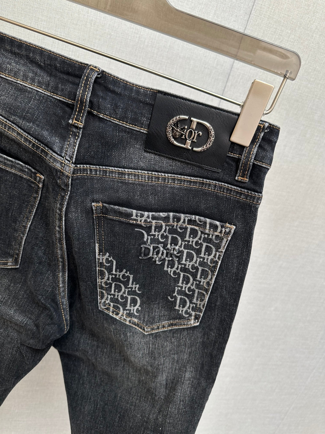 BLACK DENIM JEANS FEATURING THE DIOR OBLIQUE MOTIF ON BACK POCKET