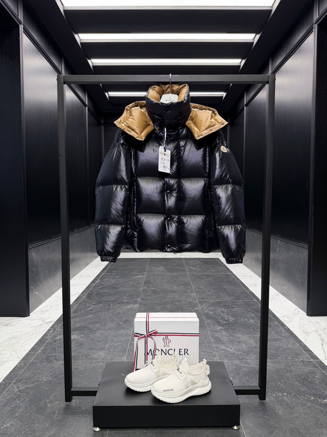 MONCLER 25S PREMIUM DOWN JACKET 245