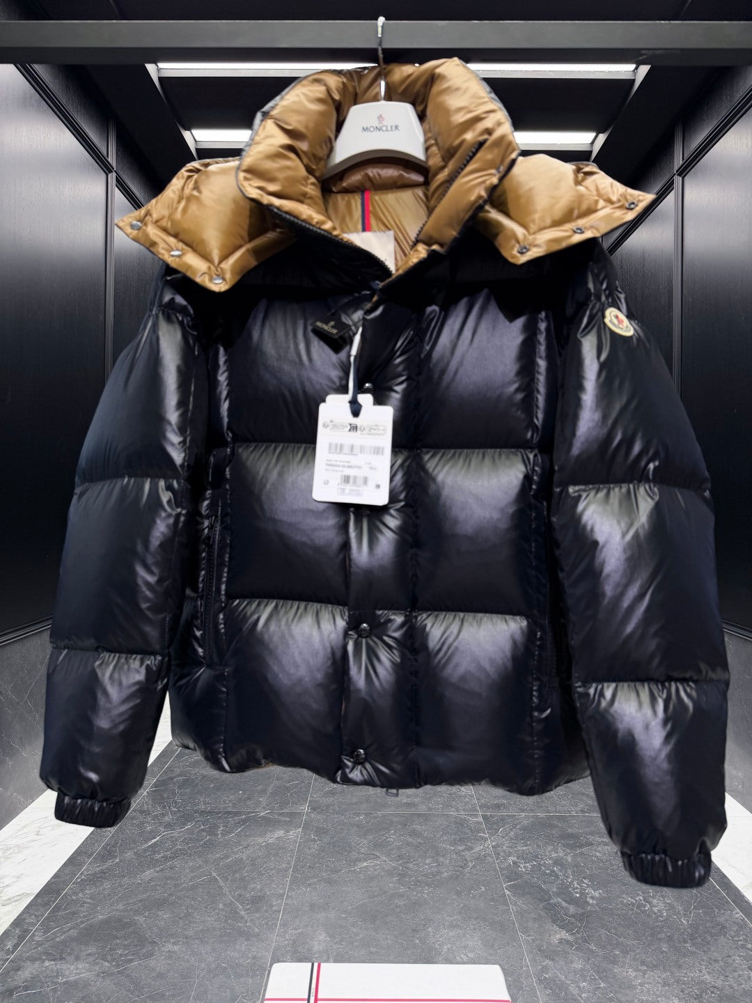 MONCLER 25S PREMIUM DOWN JACKET 245