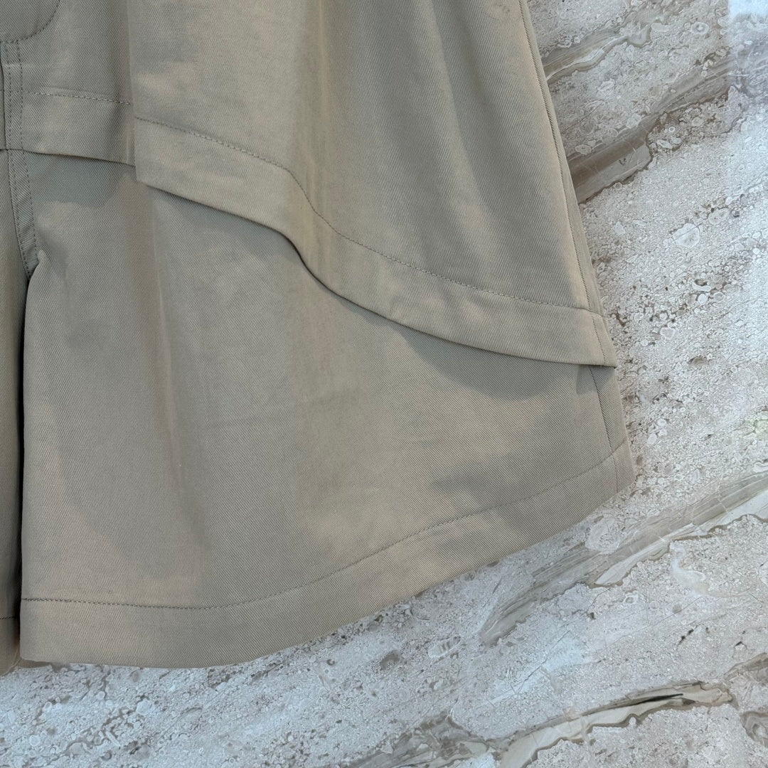 LOEWE 26S KHAKI SHORTS 446