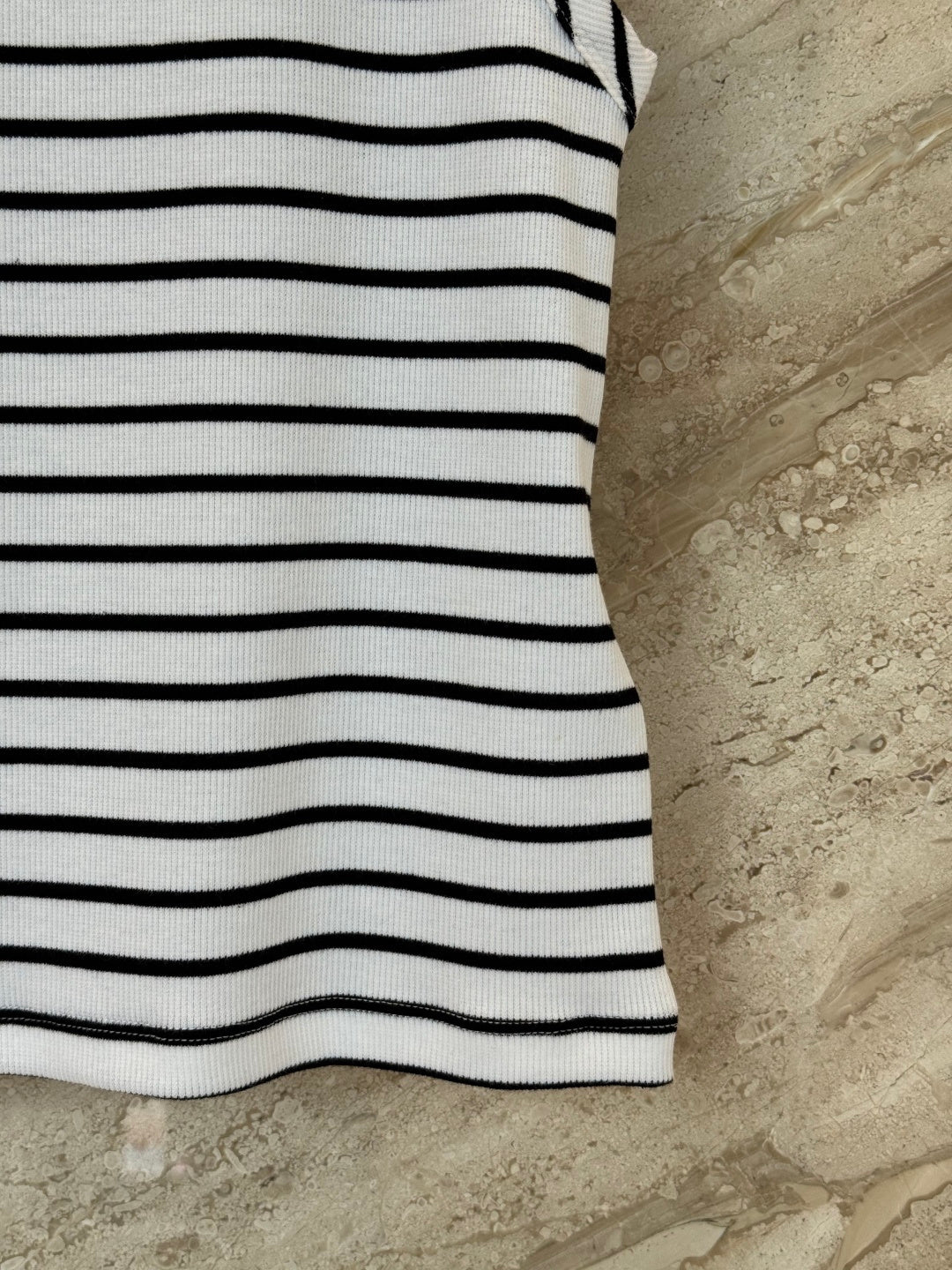 CELINE 26S KNIT SLEEVELESS TOP 308