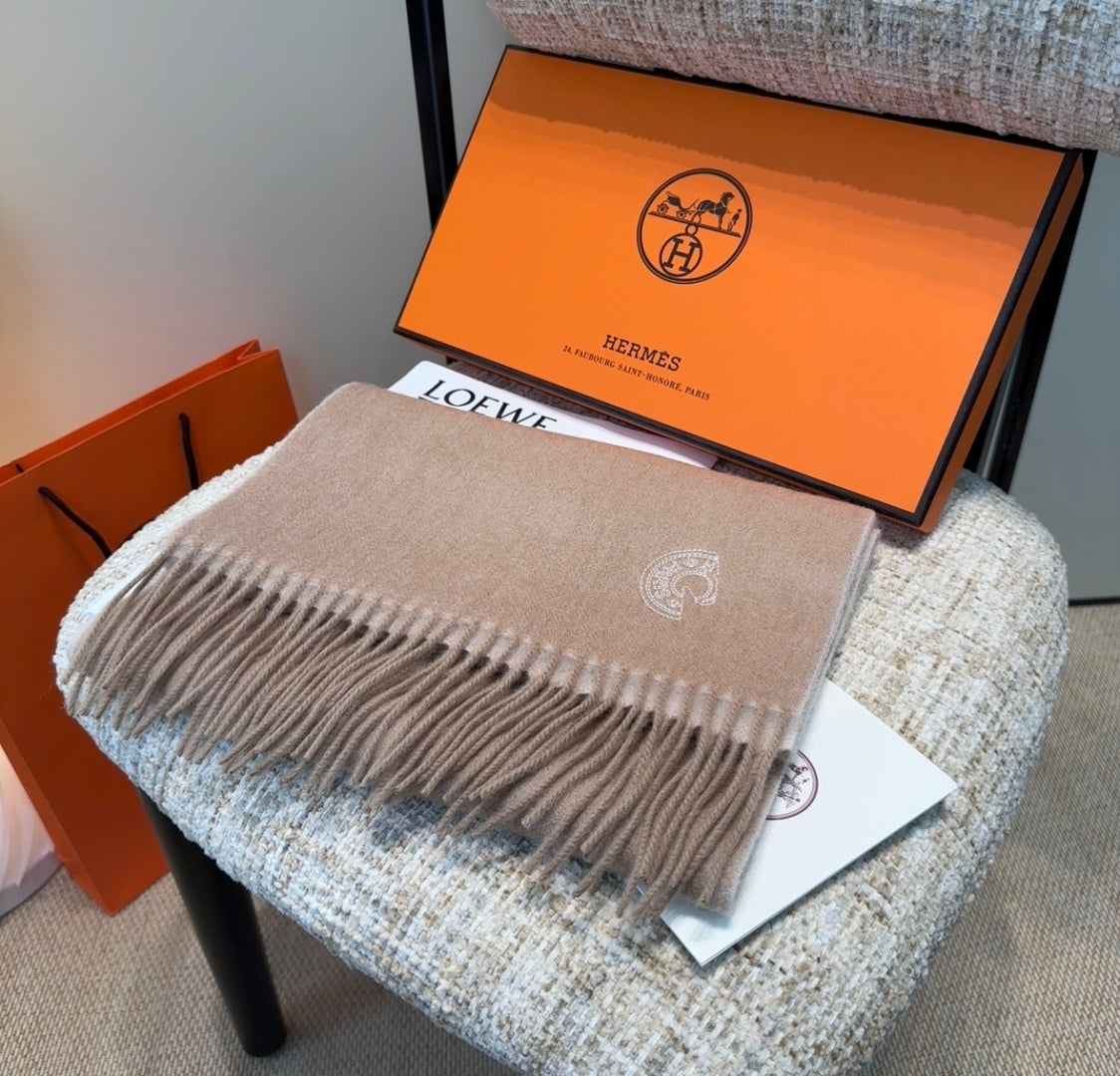 HERMES 25S SCARF 190 IN CASHMERE 854639