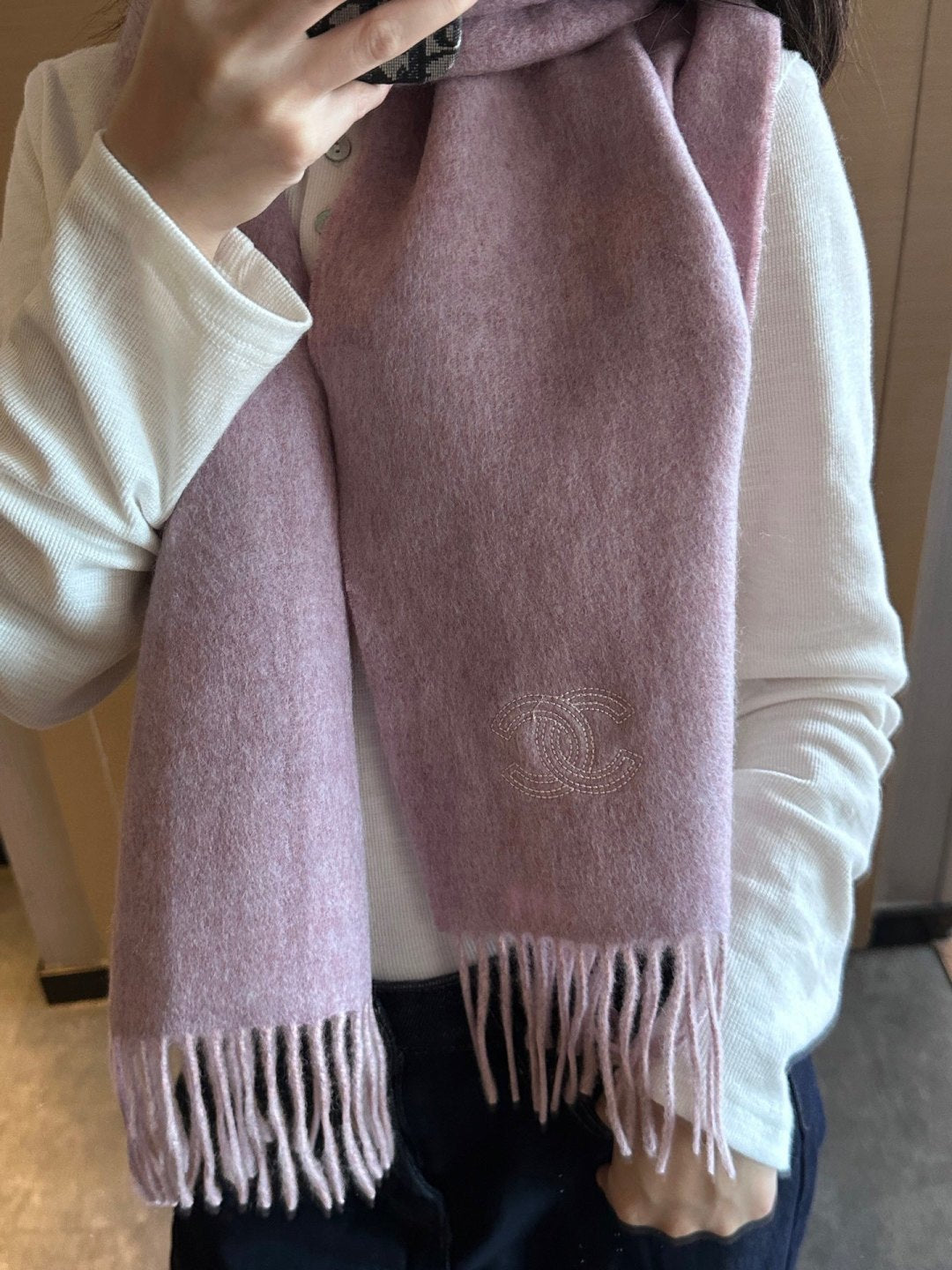 CHANEL 25S SCARF 180 IN CASHMERE 989817