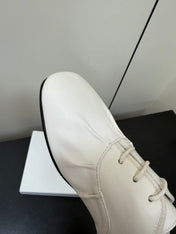 THE ROW 26S LACE UP DERBY FLATS IN WHITE CALFSKIN  WITH SQUARE TOE