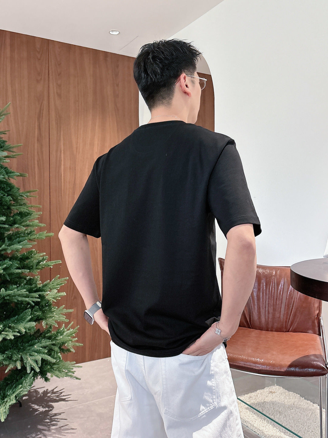PRADA 26S SHORT SLEEVED T-SHIRT 777