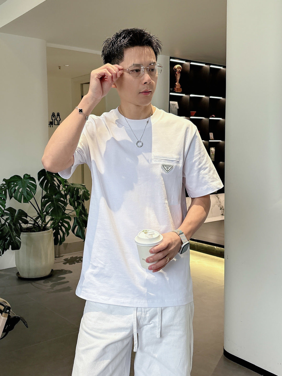 PRADA 26S SHORT SLEEVED T-SHIRT 778