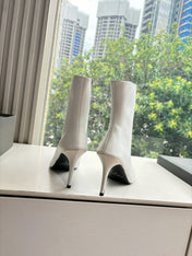 BALENCIAGA 25S ANKLE BOOTS WITH ZIPPER IN WHITE COW LEATHER